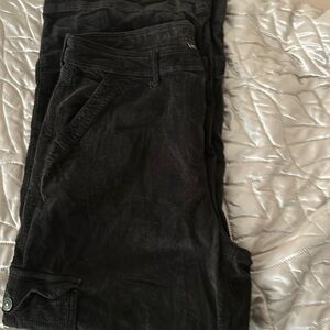 American eagle stretch corduroy pants size 16, barely worn!